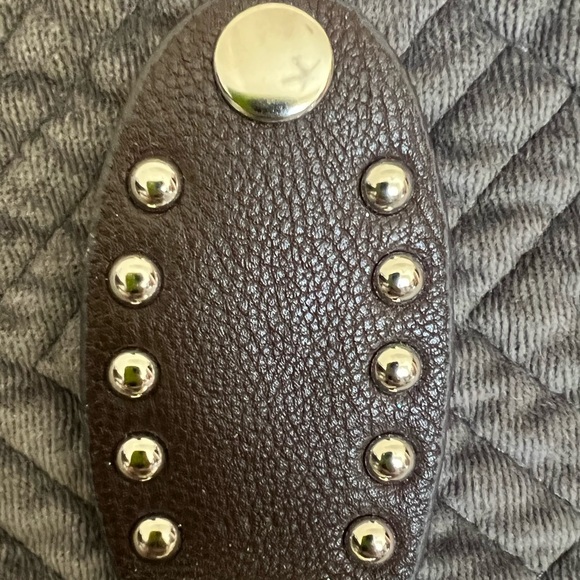 Silver Tone And Leather Bracelet. - Picture 5 of 8